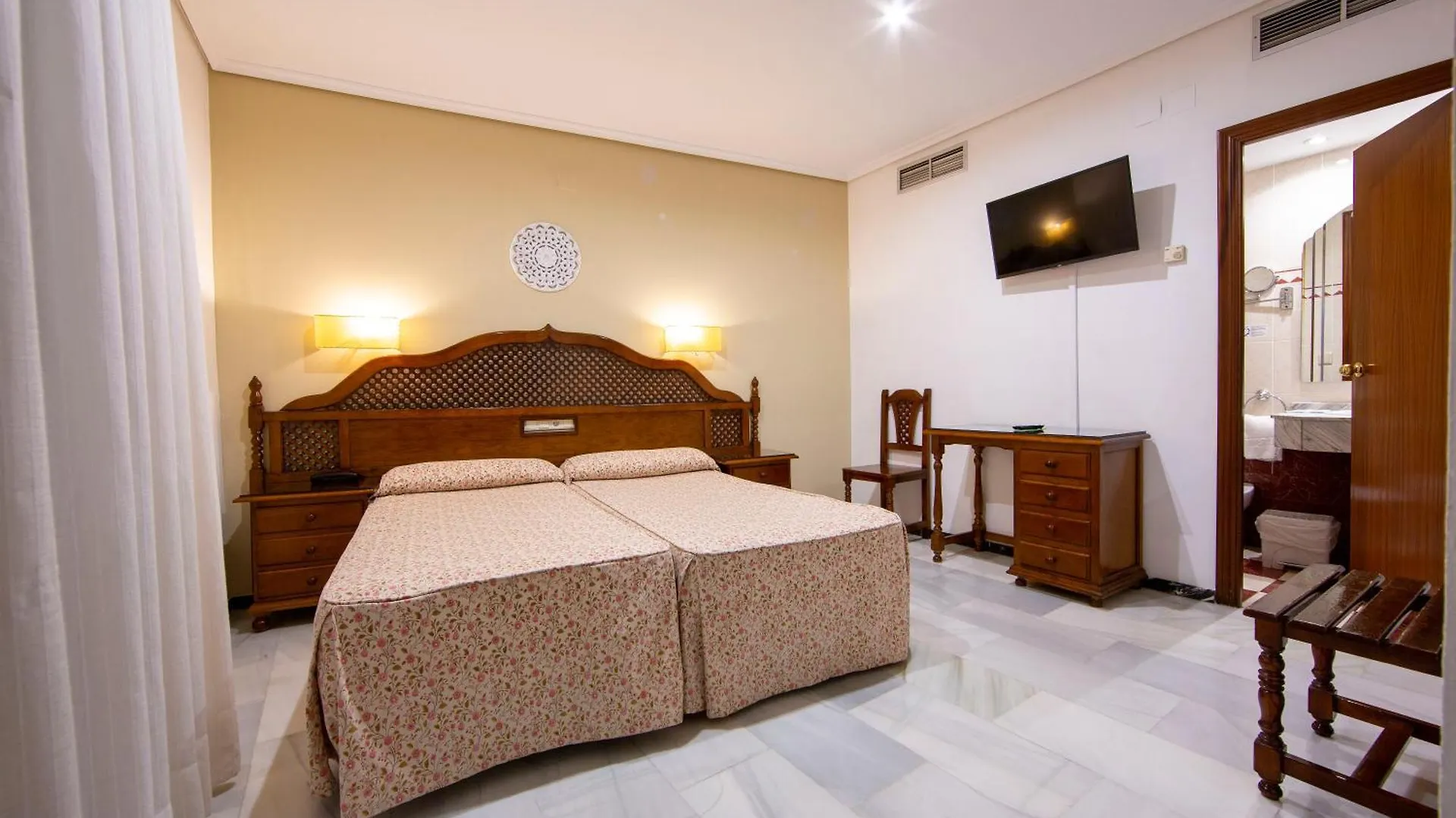 Hotel Los Omeyas Cordoba 2*,  Spain