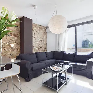 Inside Sants Appartamento